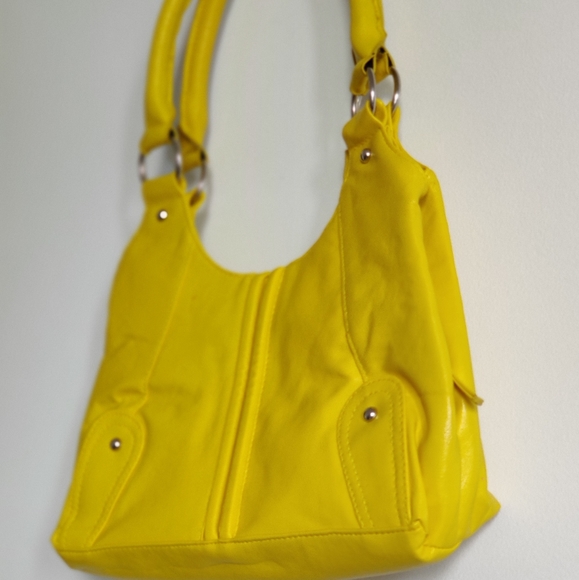 Purse - Picture 1 of 2